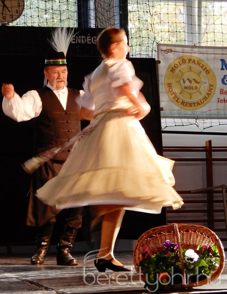 Kovács Kati koncertezett az időseknek 21